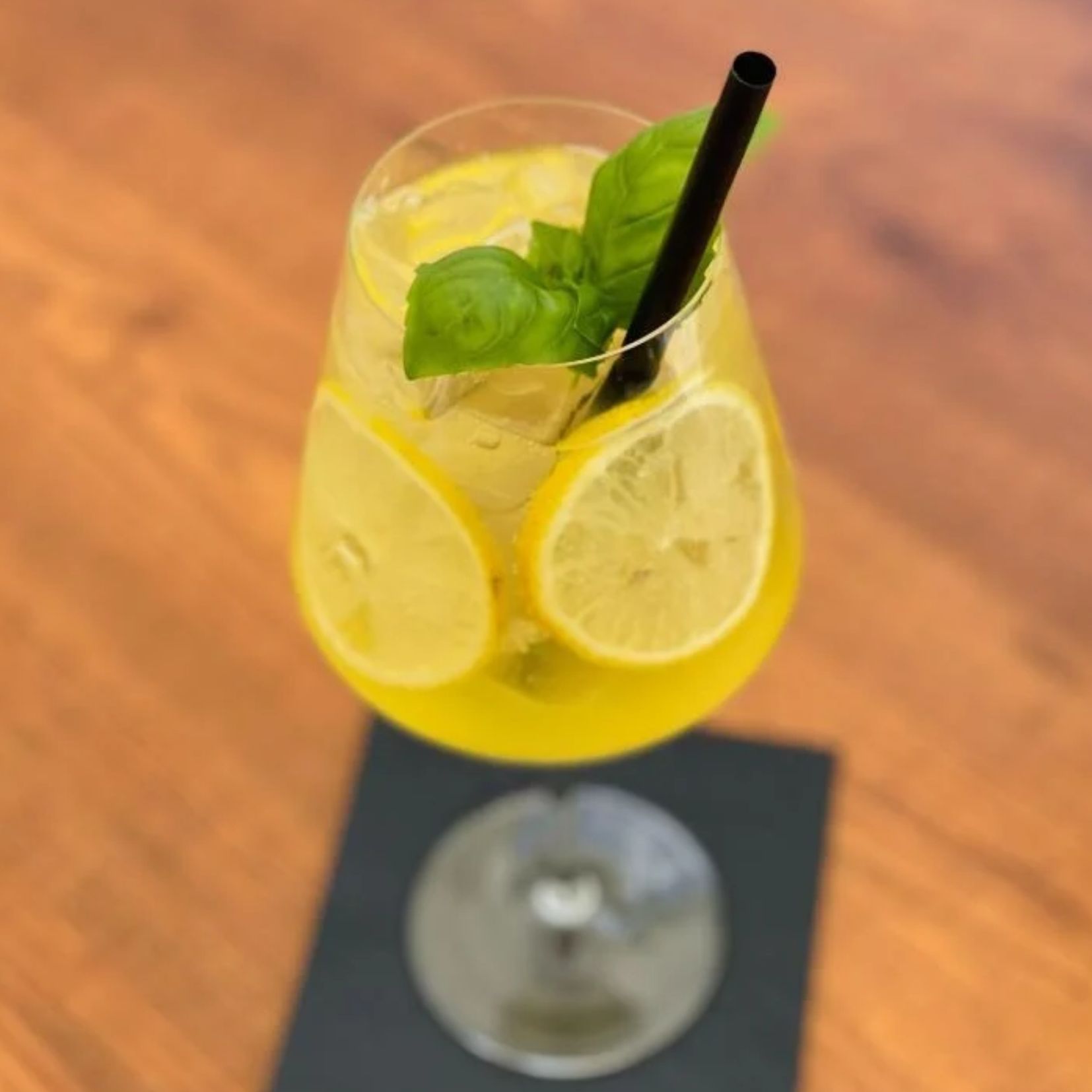 Limoncello Spritz